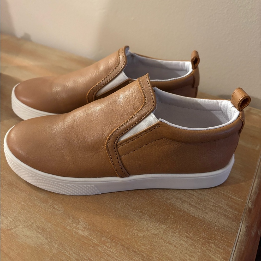 Freshly Picked Tan Kids Leather Sneakers